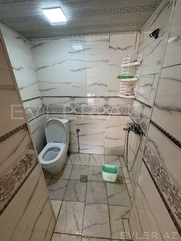 Satılır, həyət evi/villa