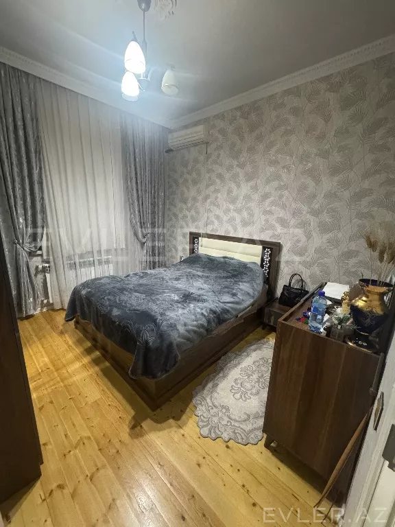 Satılır, həyət evi/villa