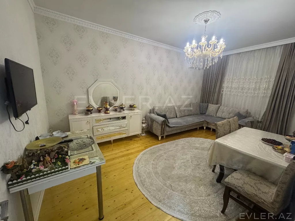 Satılır, həyət evi/villa