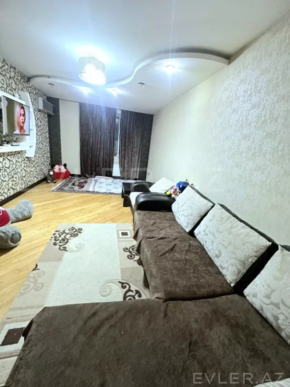 Satılır, yeni tikili