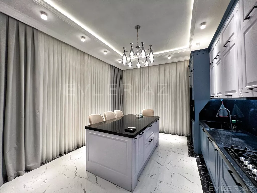 Satılır, həyət evi/villa