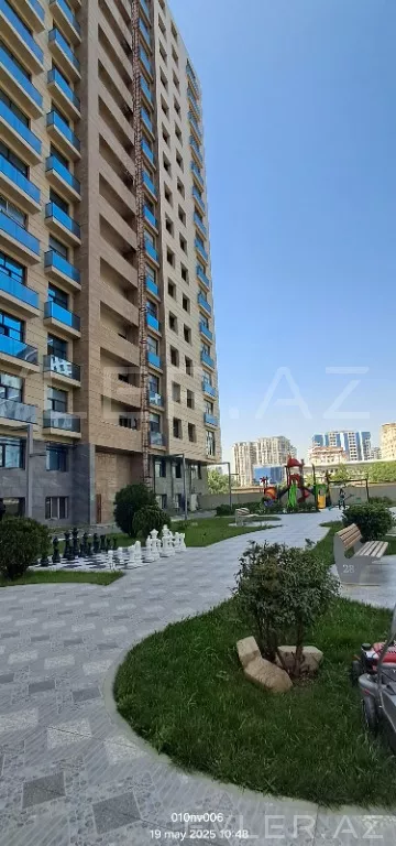 Satılır, yeni tikili