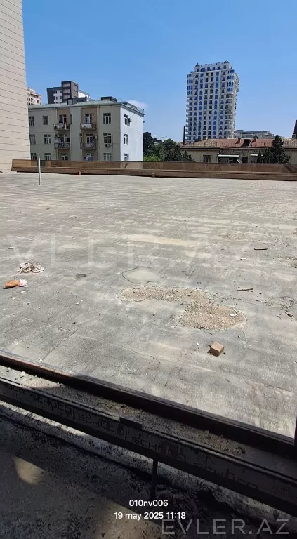 Satılır, yeni tikili