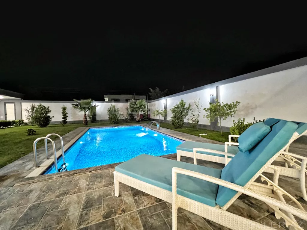 Satılır, həyət evi/villa