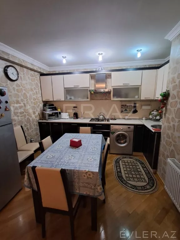 Satılır, yeni tikili