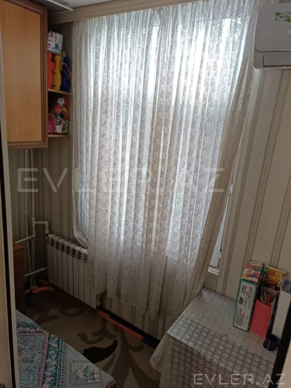 Satılır, köhnə tikili