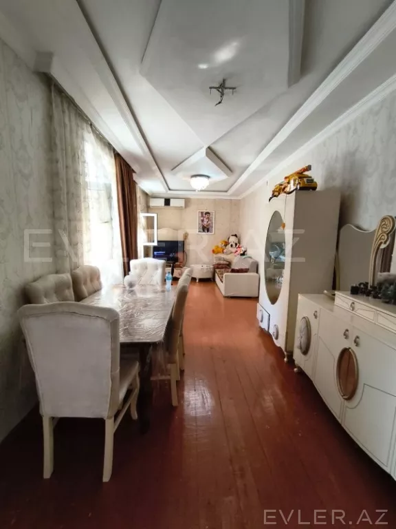 Satılır, həyət evi/villa