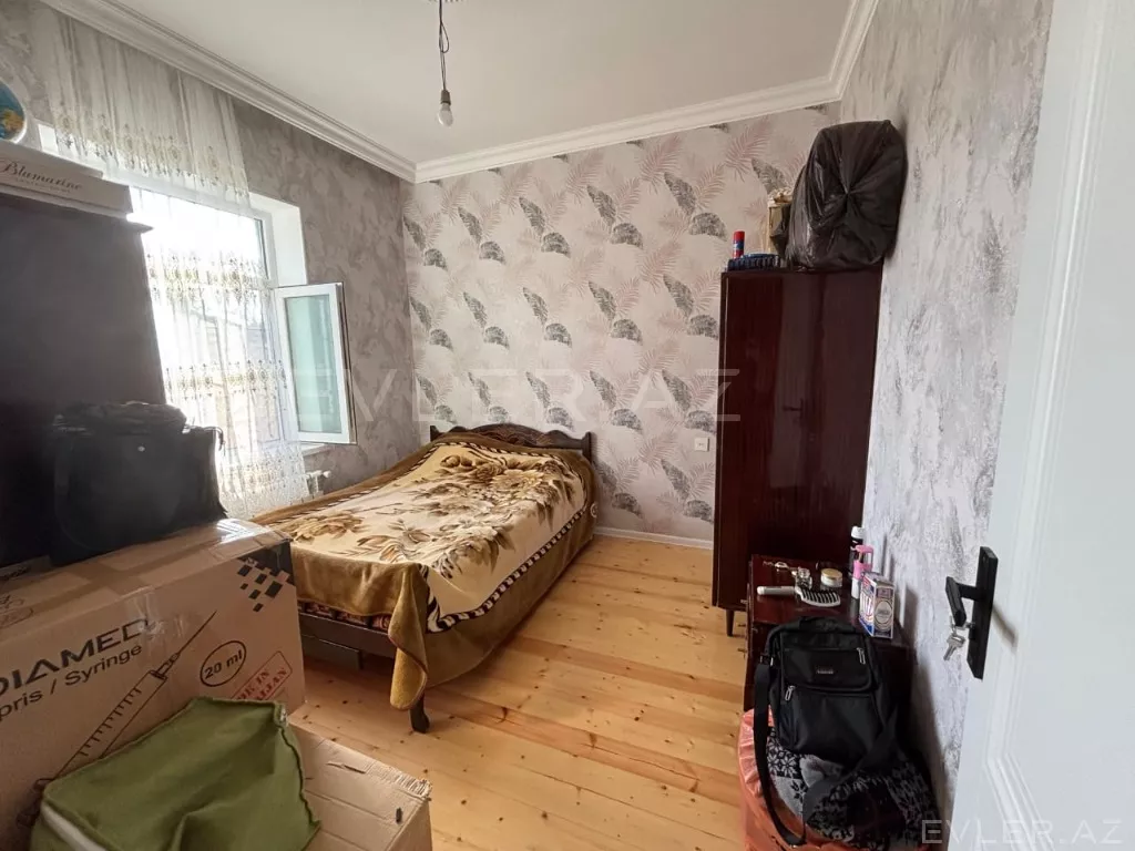 Satılır, həyət evi/villa
