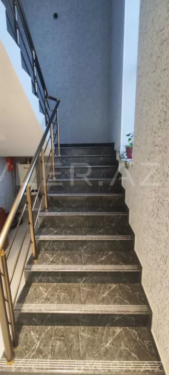 Satılır, həyət evi/villa