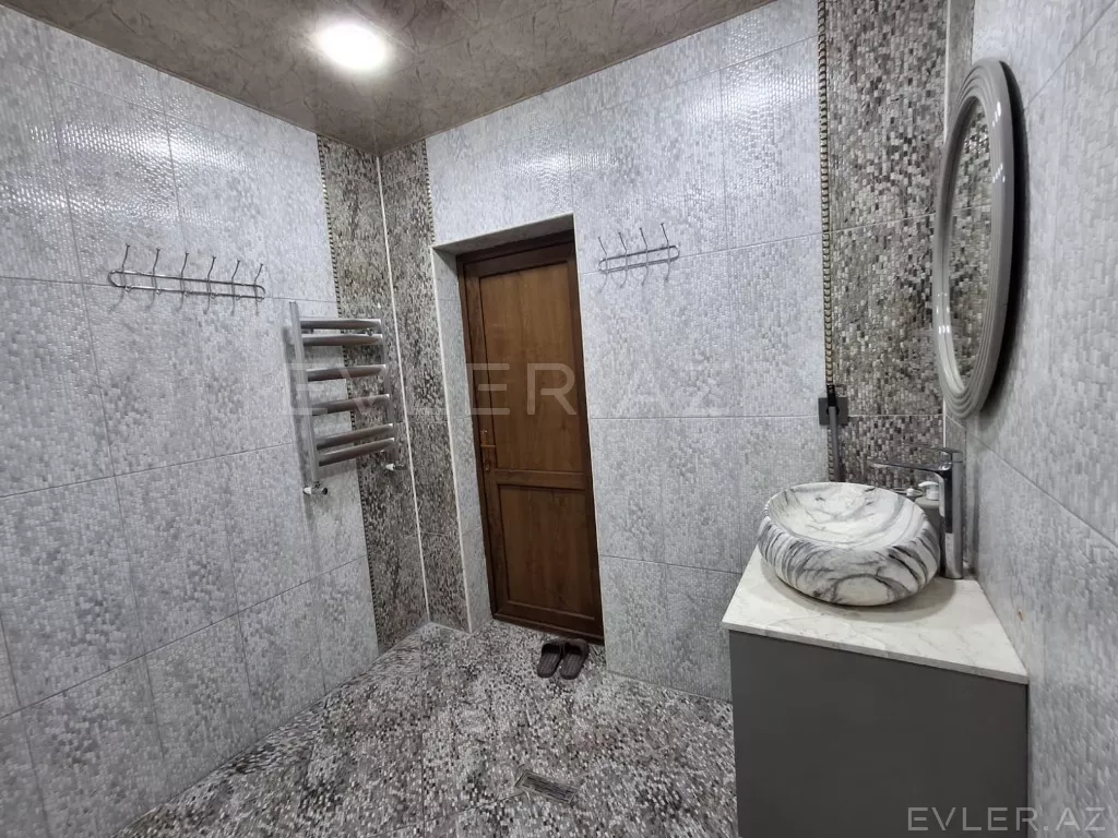 Satılır, həyət evi/villa