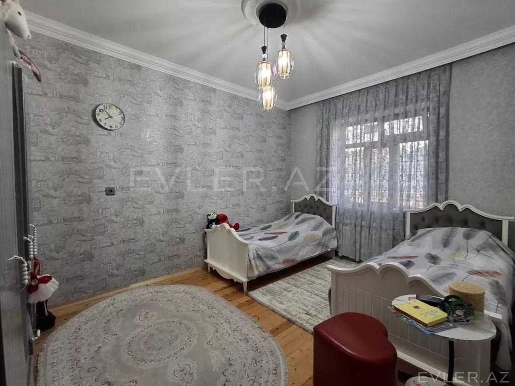 Satılır, həyət evi/villa