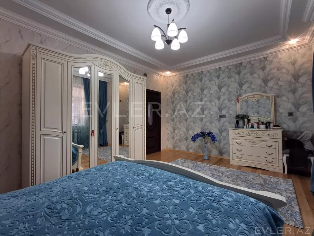 Satılır, həyət evi/villa