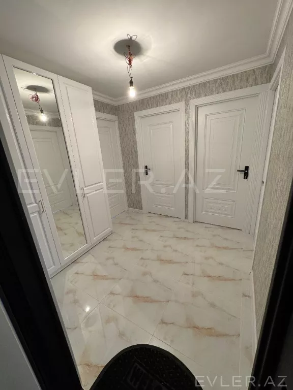 Satılır, köhnə tikili
