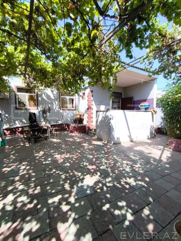 Satılır, həyət evi/villa