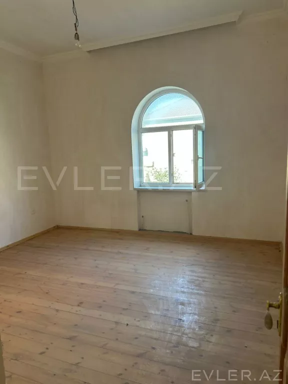 Satılır, həyət evi/villa
