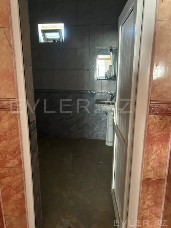 Satılır, həyət evi/villa