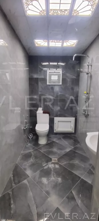 Satılır, həyət evi/villa