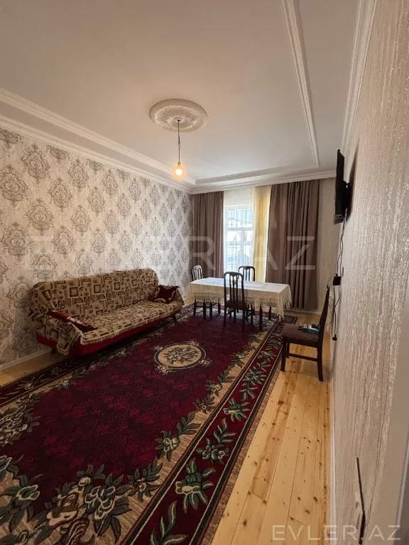 Satılır, həyət evi/villa