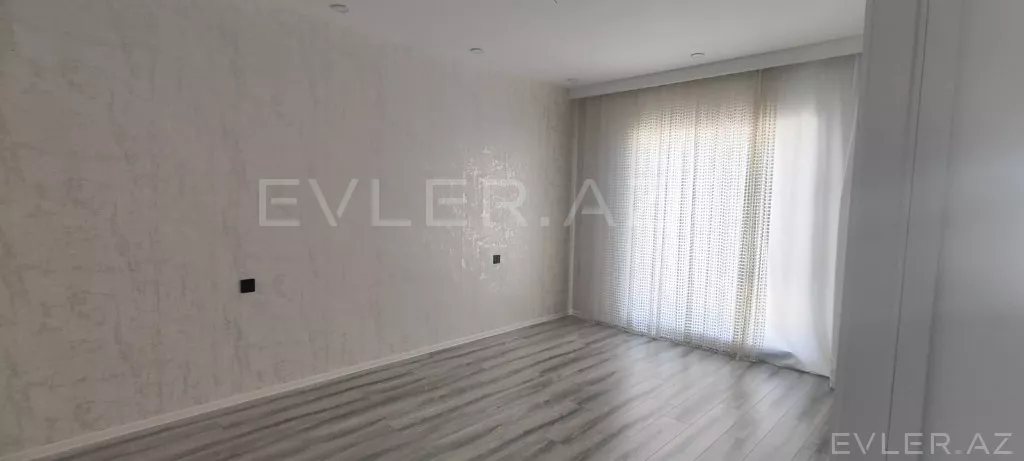 Satılır, həyət evi/villa