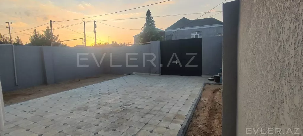 Satılır, həyət evi/villa