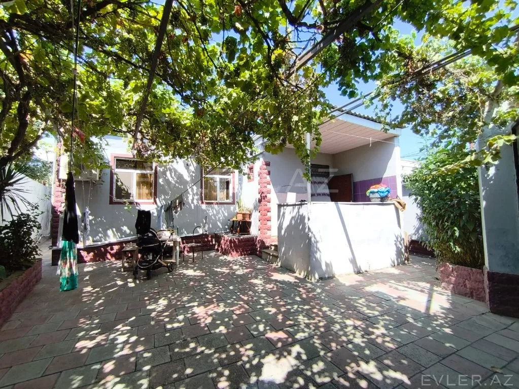 Satılır, həyət evi/villa