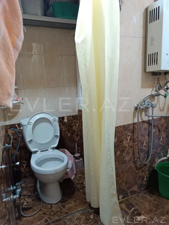 Satılır, köhnə tikili