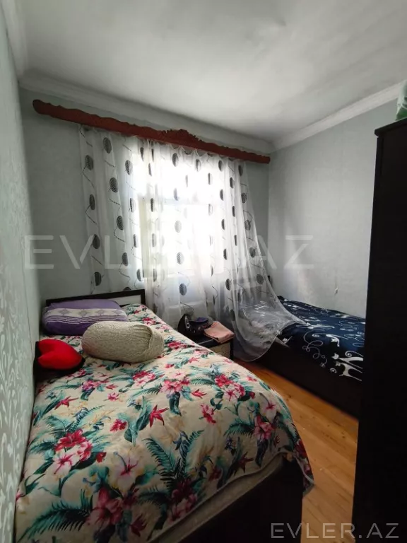Satılır, həyət evi/villa