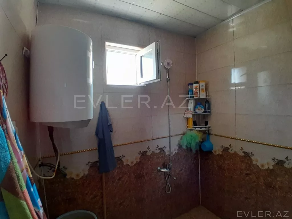 Satılır, həyət evi/villa