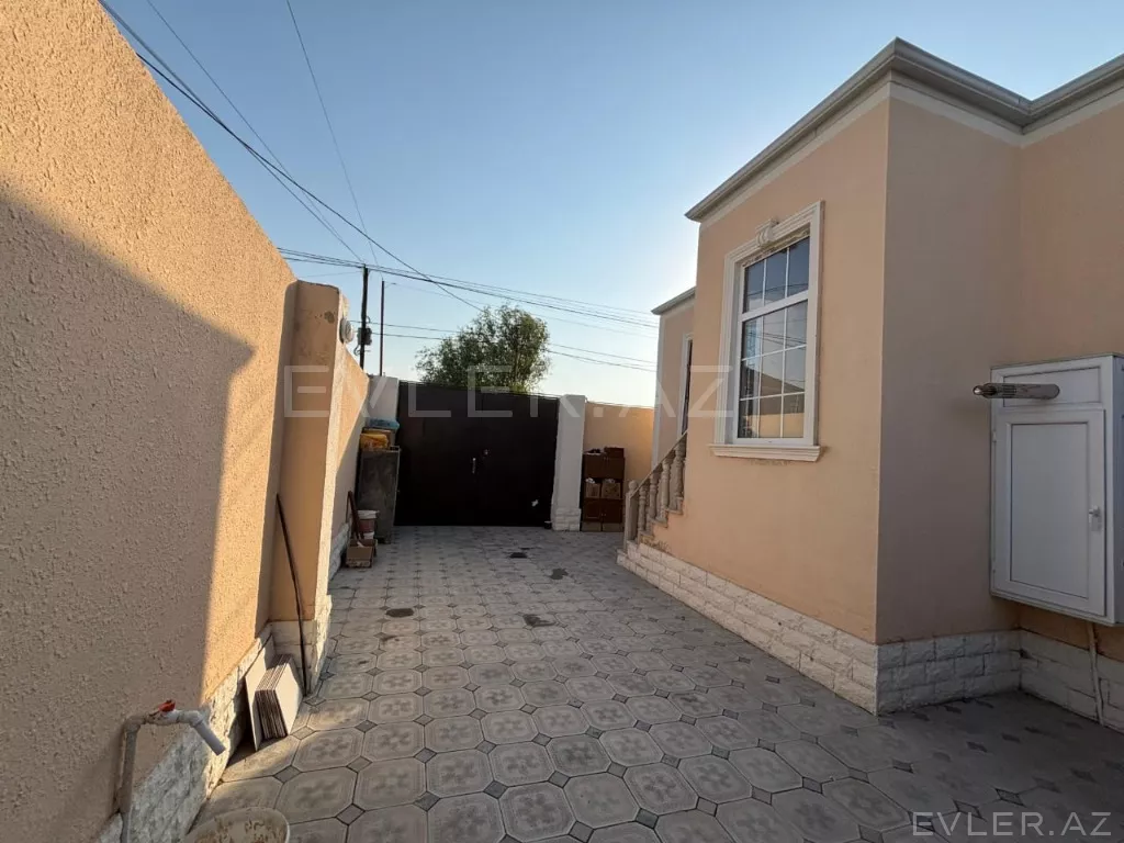 Satılır, həyət evi/villa
