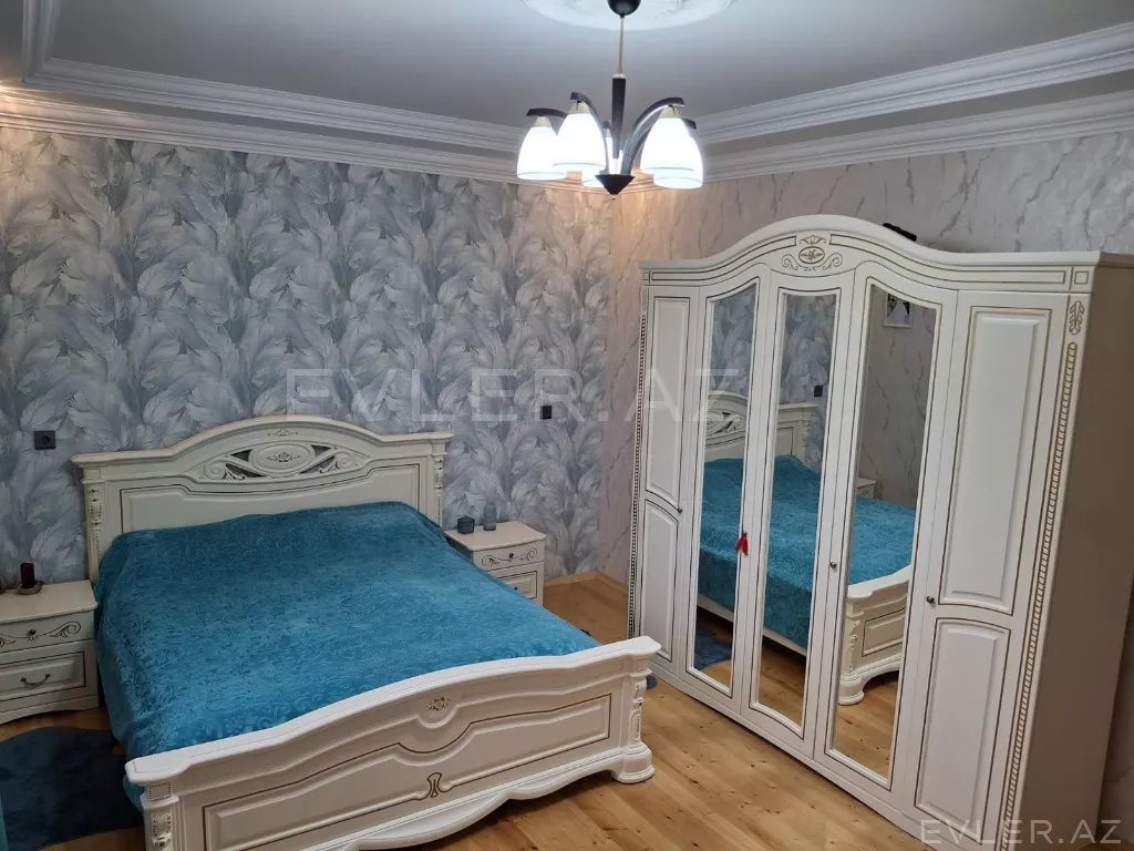 Satılır, həyət evi/villa