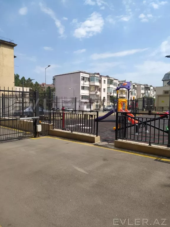 Satılır, yeni tikili