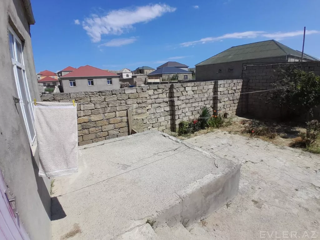Satılır, həyət evi/villa