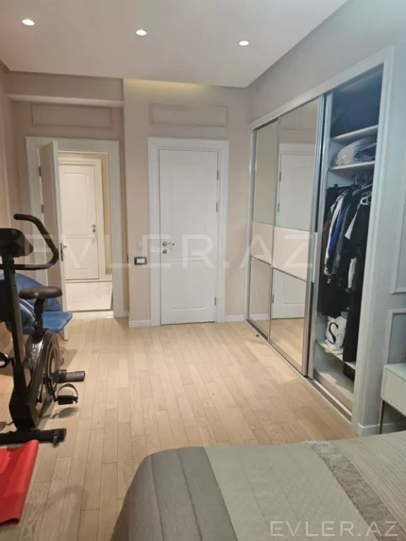 Satılır, yeni tikili