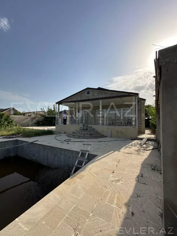 Satılır, həyət evi/villa