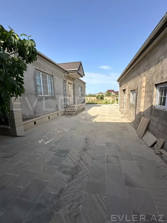 Satılır, həyət evi/villa