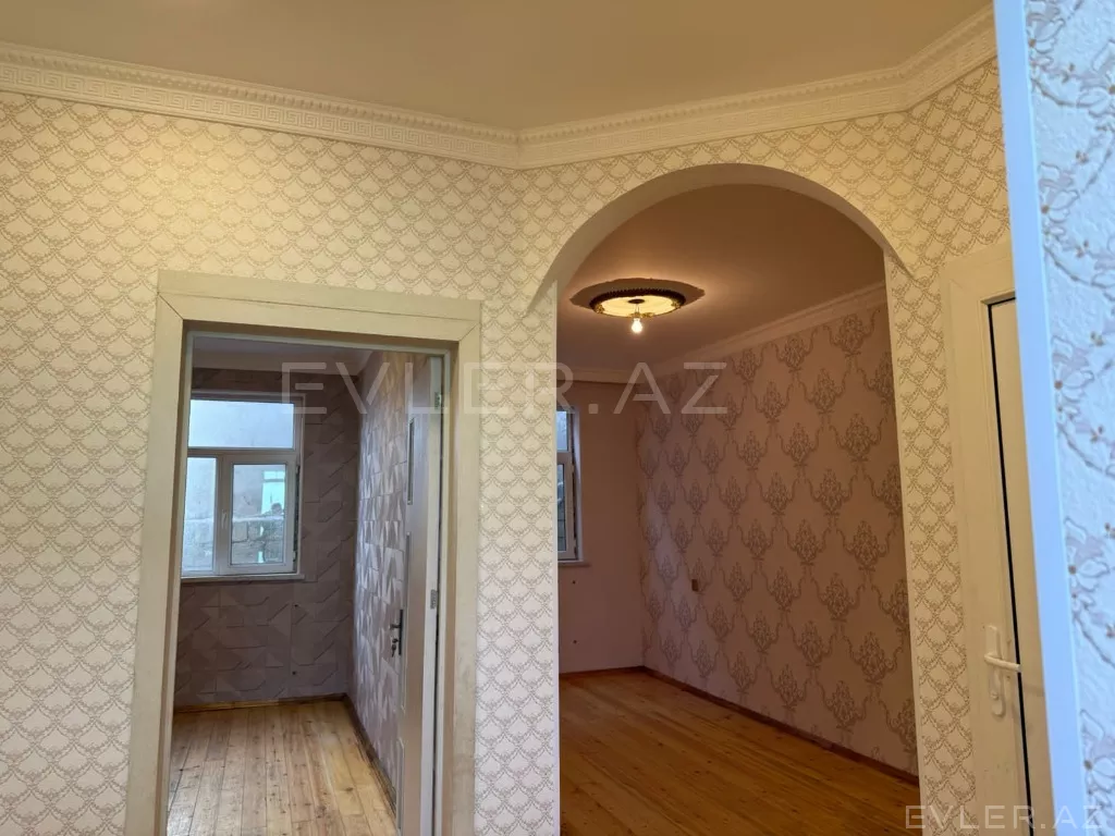 Satılır, həyət evi/villa
