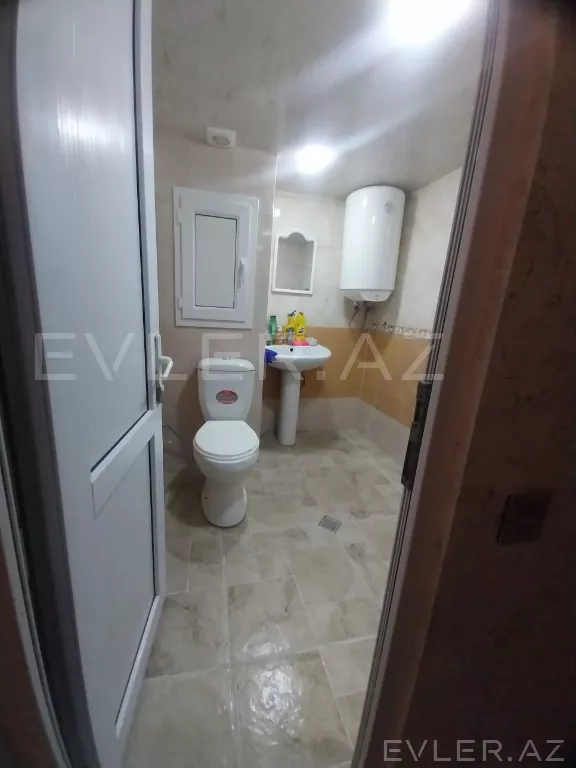 Aylıq, köhnə tikili