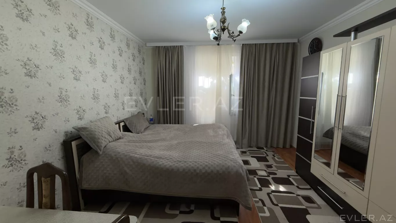 Satılır, həyət evi/villa