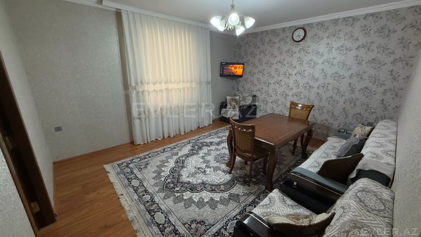 Satılır, həyət evi/villa