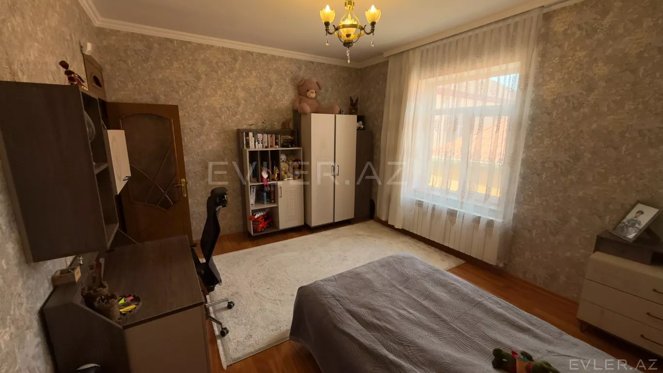 Satılır, həyət evi/villa