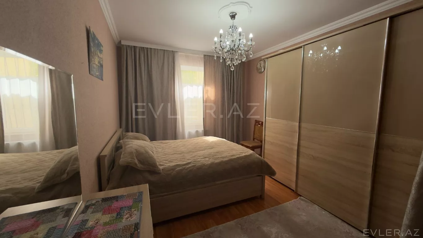 Satılır, həyət evi/villa
