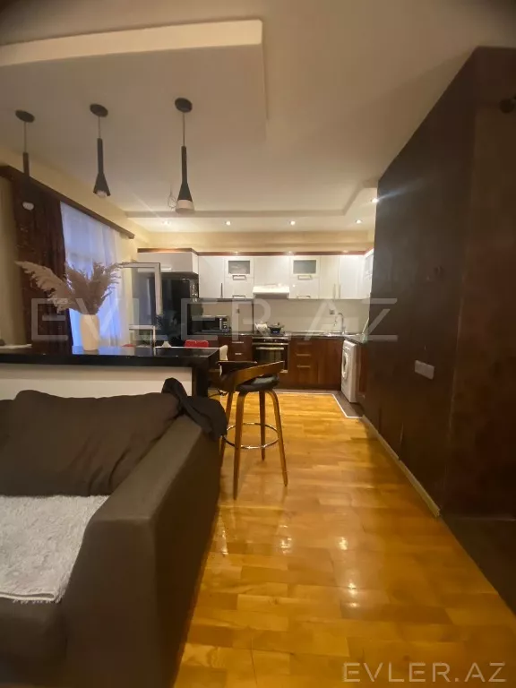 Satılır, yeni tikili