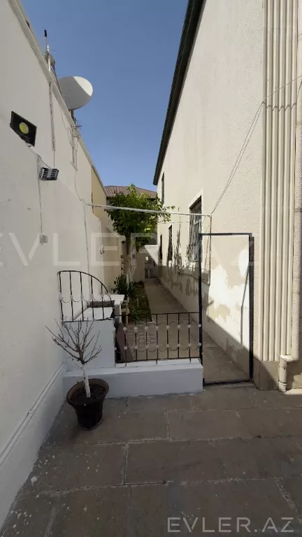 Satılır, həyət evi/villa