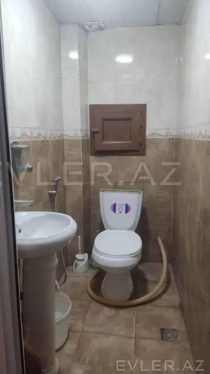 Satılır, köhnə tikili