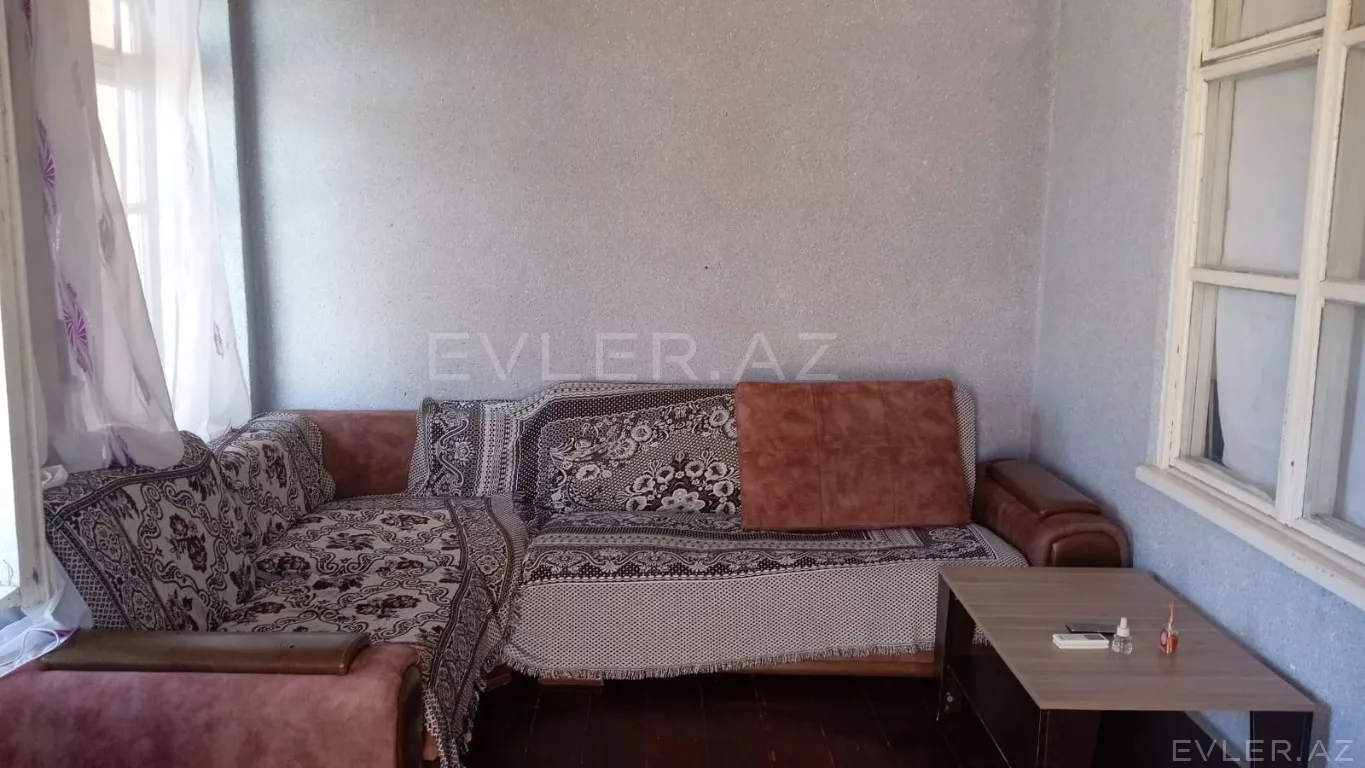 Satılır, həyət evi/villa