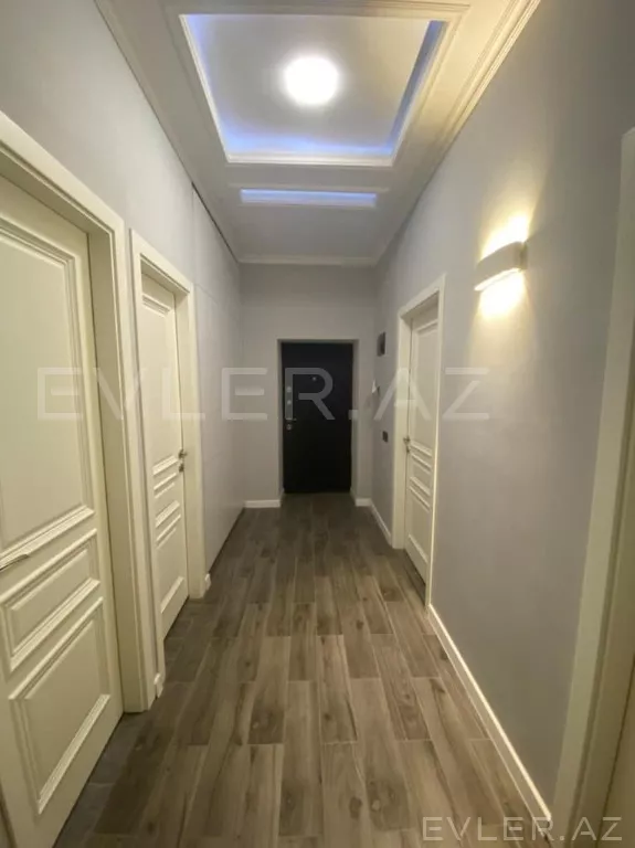 Satılır, köhnə tikili