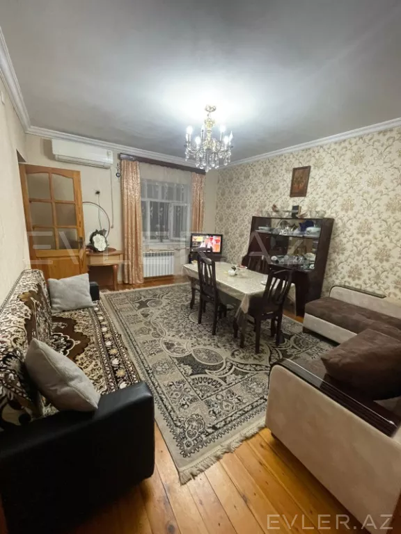 Satılır, həyət evi/villa