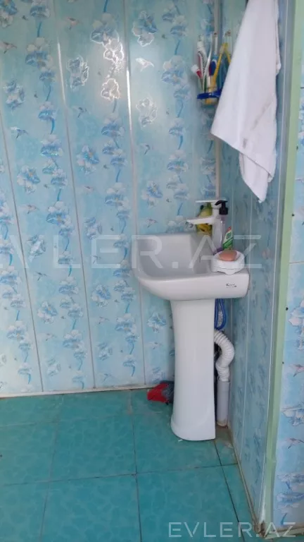 Satılır, həyət evi/villa