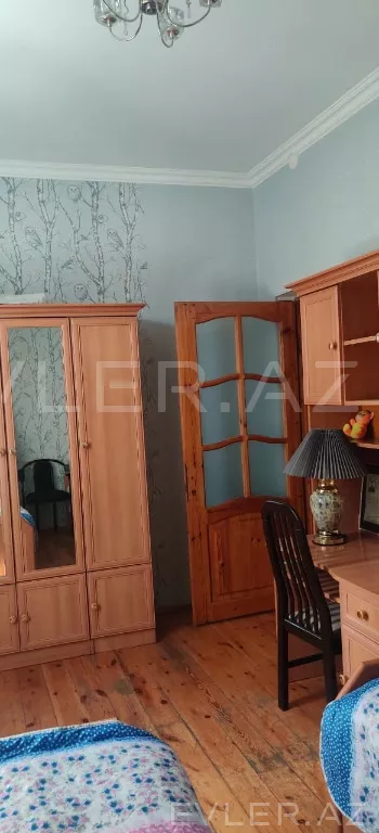 Satılır, həyət evi/villa