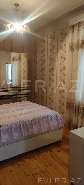 Satılır, həyət evi/villa